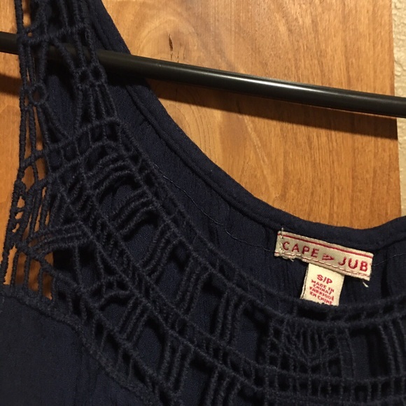 laced top - Picture 2 of 3